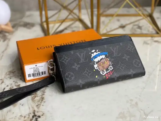 First bag ru VUITTON ZIPPY DRAGONNE LOUIS 0702